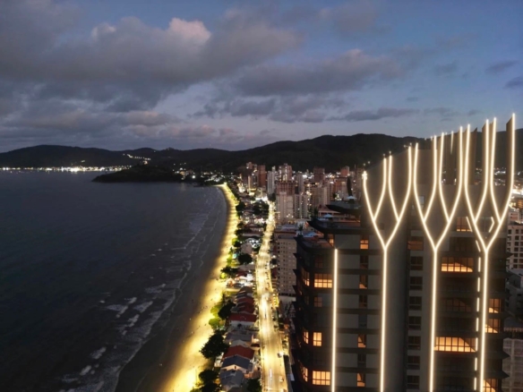 Wine Tower Porto Belo